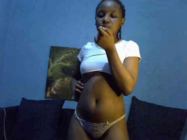 GoldenGoddess1 webcam