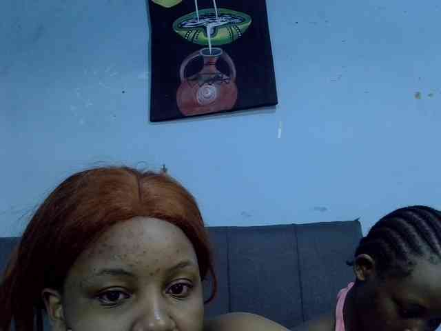 GoldenGoddess1 webcam