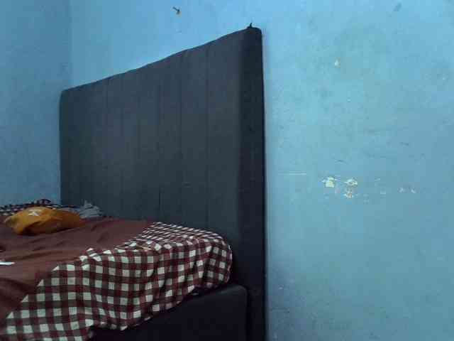 GoldenGoddess1 webcam