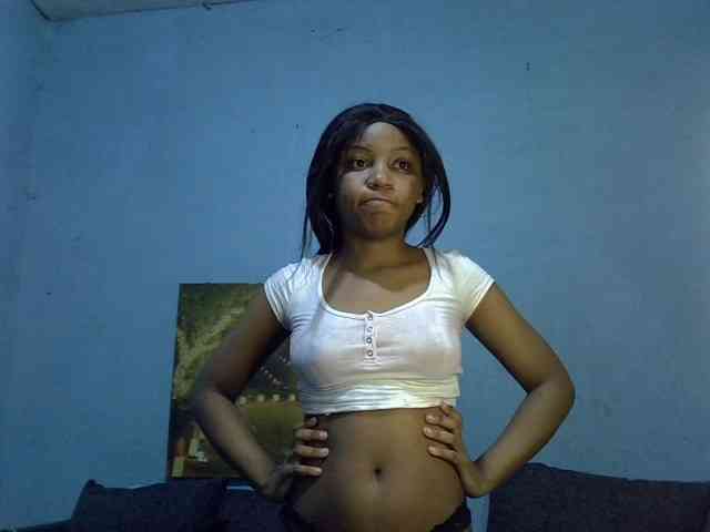 GoldenGoddess1 webcam