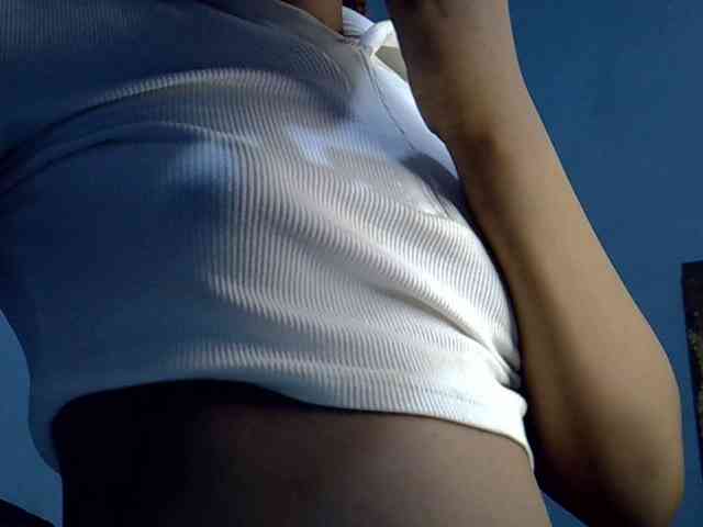 GoldenGoddess1 webcam