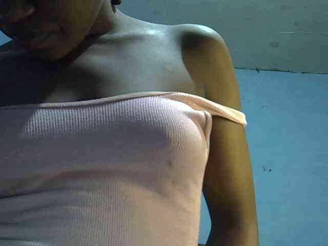 GoldenGoddess1 webcam