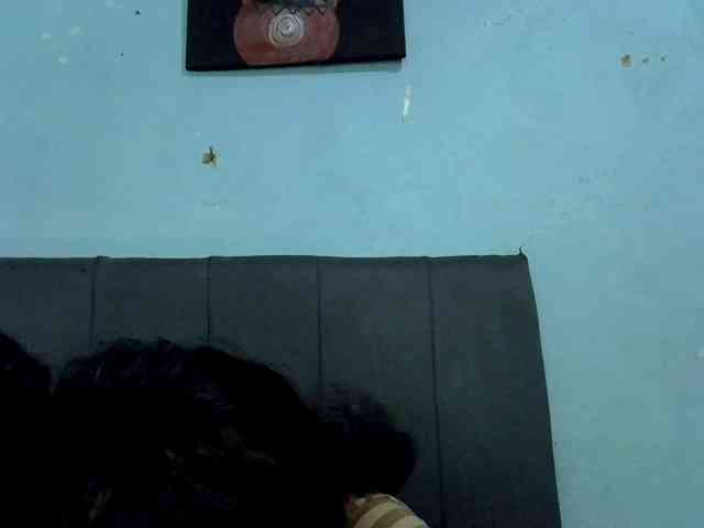 GoldenGoddess1 webcam