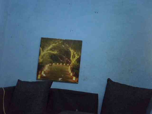 GoldenGoddess1 webcam