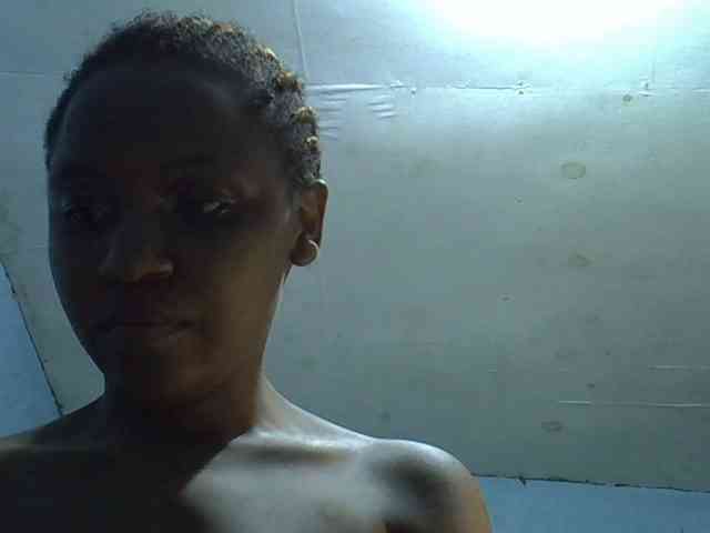 GoldenGoddess1 webcam