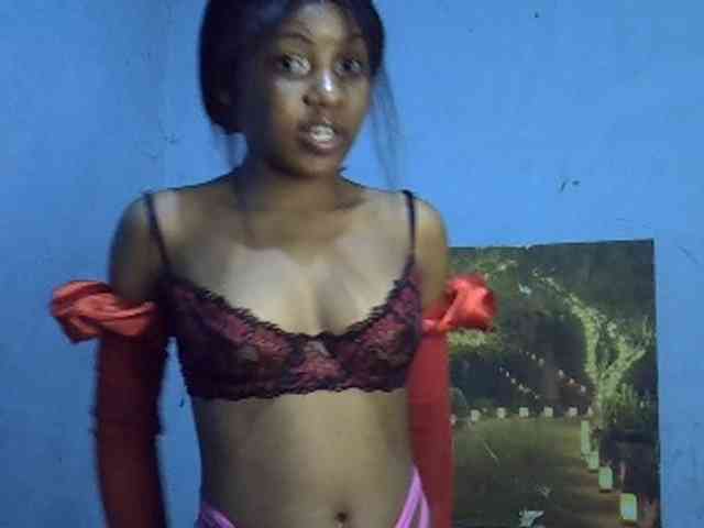 GoldenGoddess1 webcam