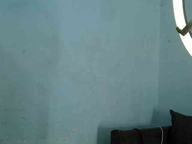 GoldenGoddess1 webcam