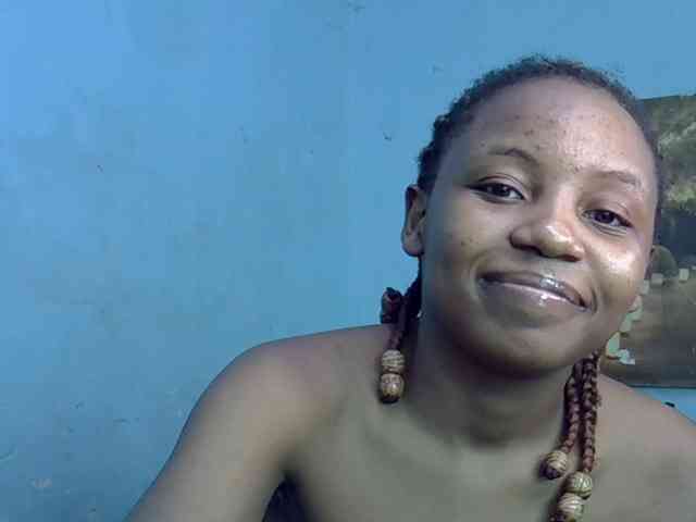 GoldenGoddess1 webcam