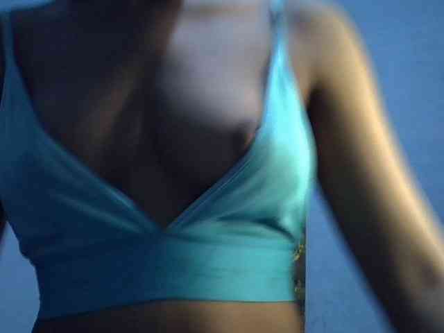 GoldenGoddess1 webcam