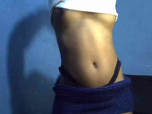 GoldenGoddess1 webcam