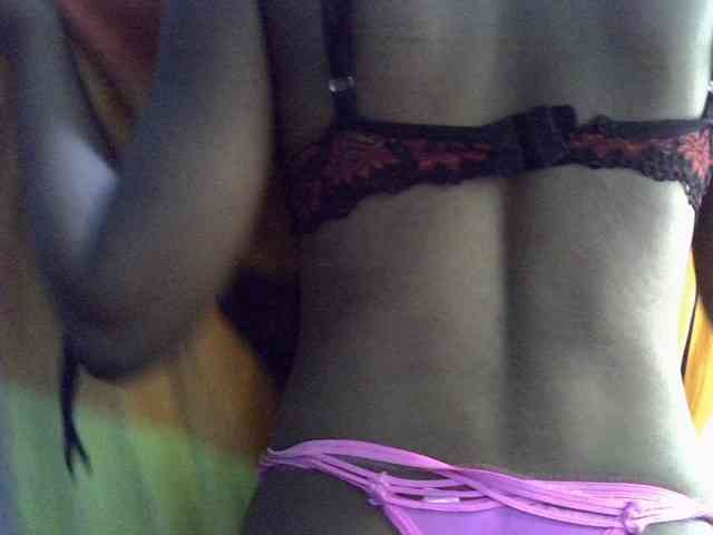 GoldenGoddess1 webcam