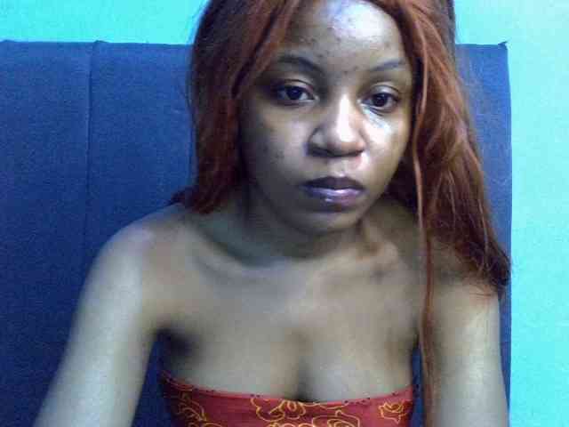 GoldenGoddess1 webcam