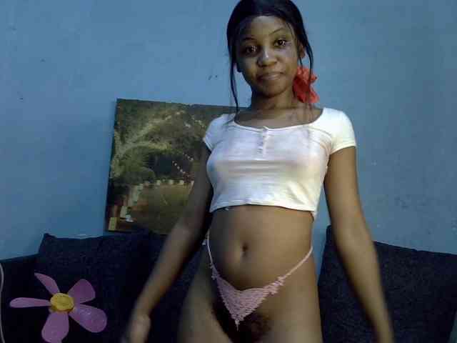 GoldenGoddess1 webcam