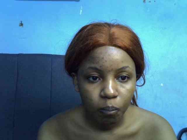 GoldenGoddess1 webcam