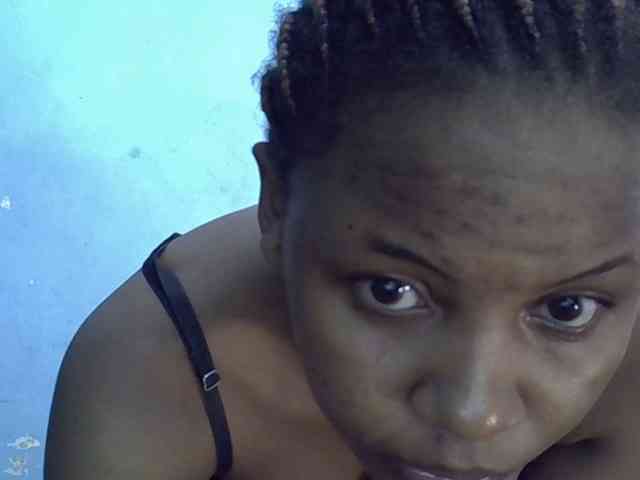 GoldenGoddess1 webcam