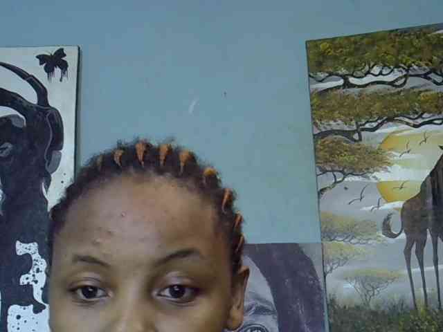 GoldenGoddess1 webcam