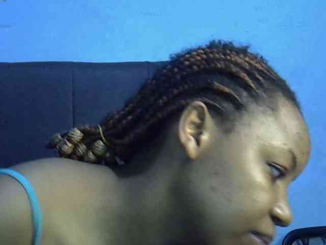 GoldenGoddess1 webcam