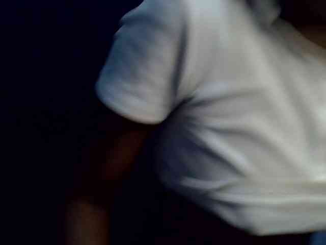 GoldenGoddess1 webcam