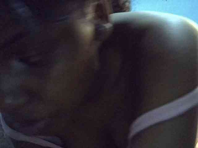 GoldenGoddess1 webcam