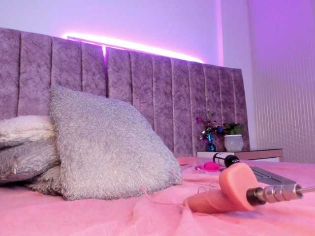 Amber-fox live cam on BongaCams