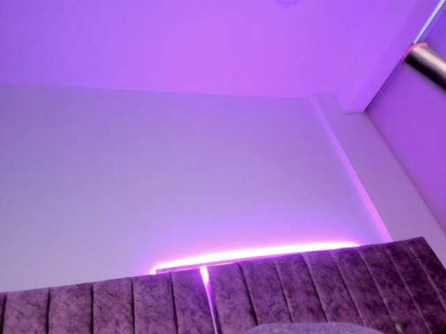 Amber-fox live cam on BongaCams