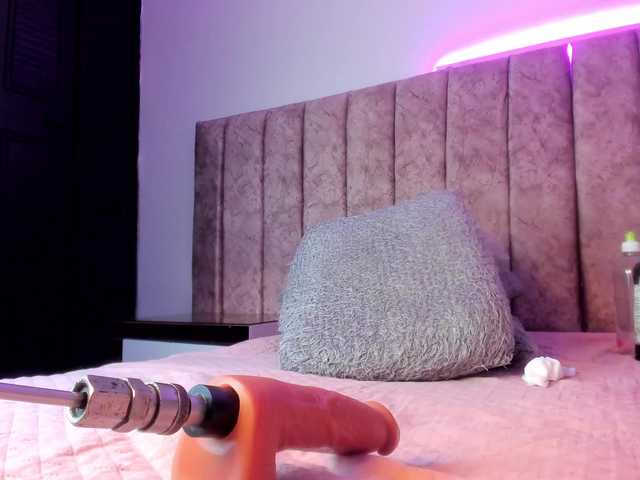 Amber-fox live cam on BongaCams