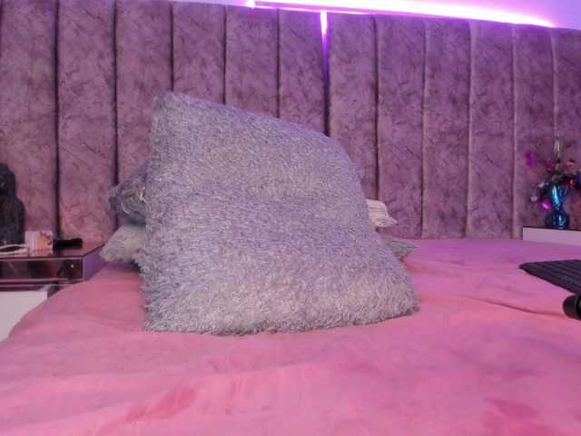 Amber-fox live cam on BongaCams