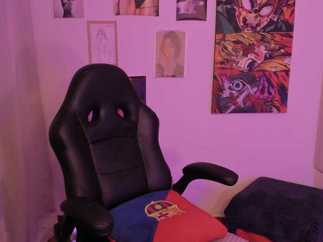 haannathompsoon live cam on BongaCams