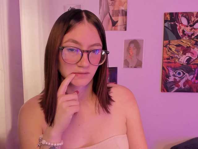 haannathompsoon live cam on BongaCams