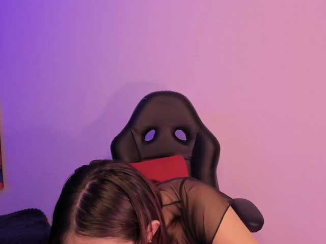 haannathompsoon live cam on BongaCams