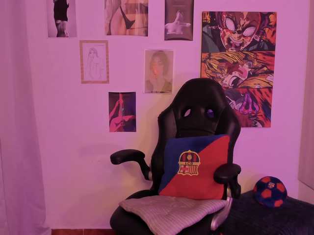 haannathompsoon live cam on BongaCams