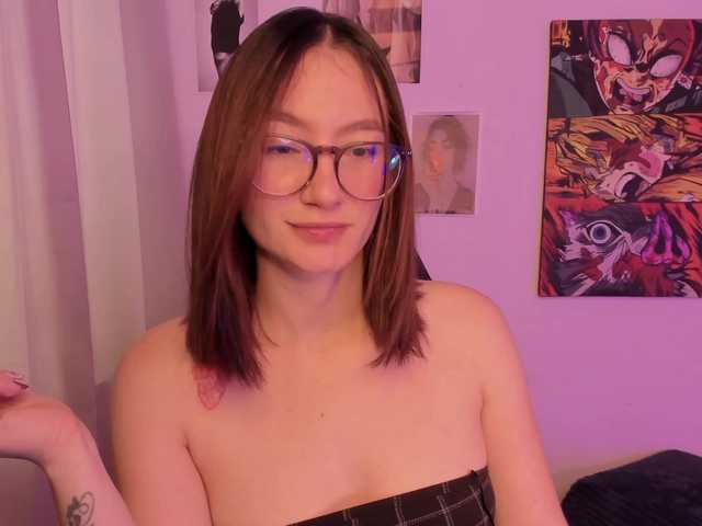 haannathompsoon live cam on BongaCams