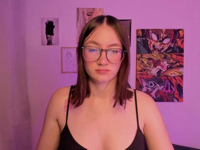 haannathompsoon live cam on BongaCams