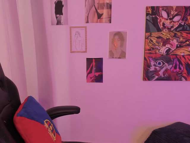 haannathompsoon live cam on BongaCams