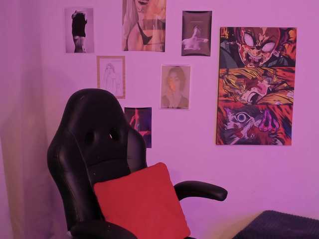 haannathompsoon live cam on BongaCams