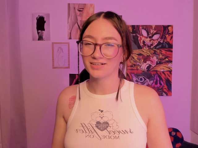 haannathompsoon live cam on BongaCams