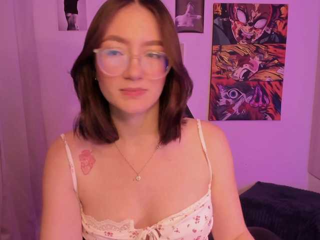 haannathompsoon live cam on BongaCams