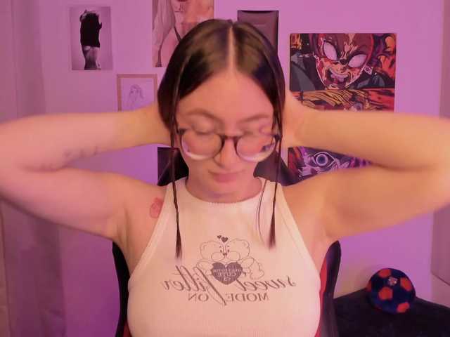 haannathompsoon live cam on BongaCams