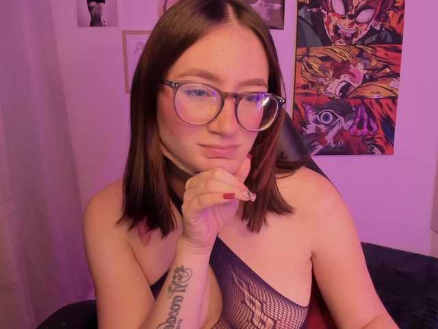 haannathompsoon live cam on BongaCams