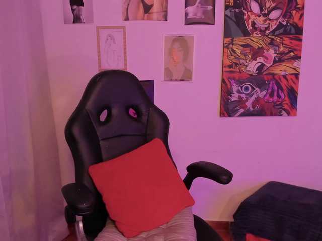 haannathompsoon live cam on BongaCams