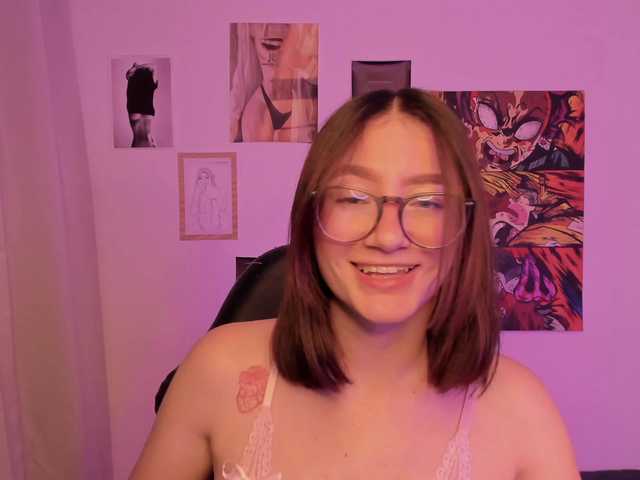 haannathompsoon live cam on BongaCams