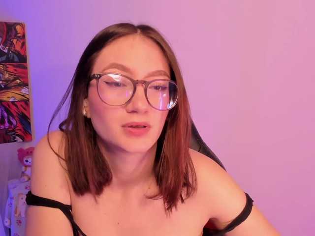 haannathompsoon live cam on BongaCams