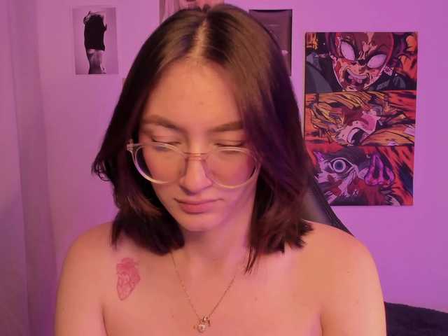 haannathompsoon live cam on BongaCams