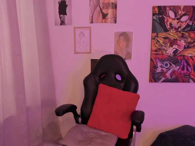 haannathompsoon live cam on BongaCams