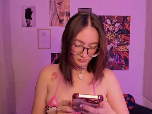 haannathompsoon live cam on BongaCams