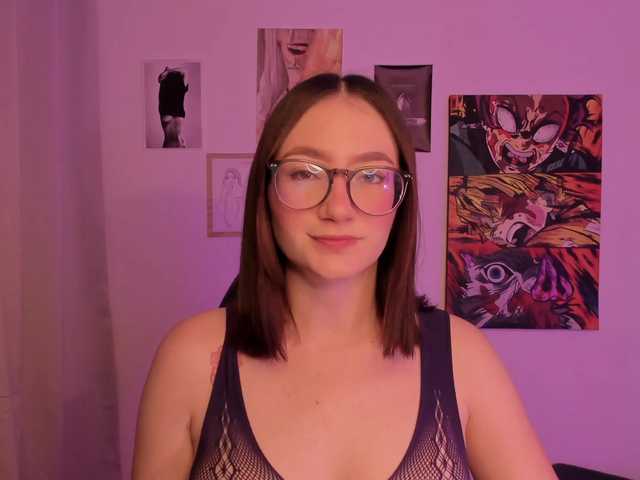 haannathompsoon live cam on BongaCams