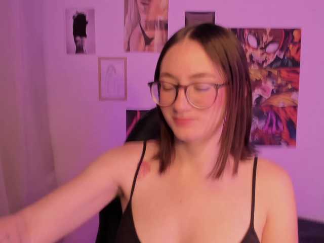 haannathompsoon live cam on BongaCams