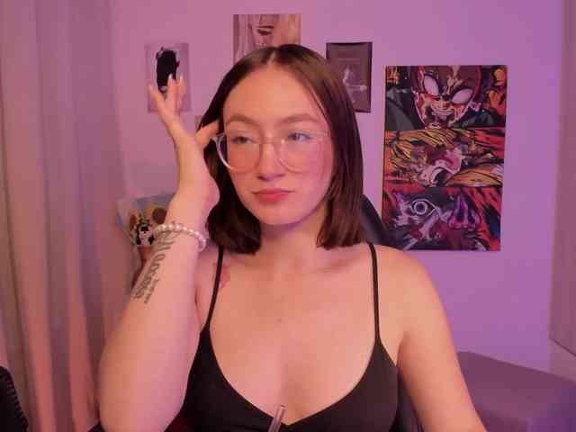 haannathompsoon webcam