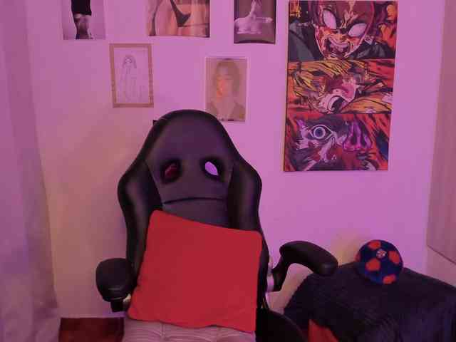 haannathompsoon webcam