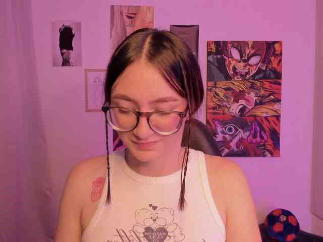 haannathompsoon webcam